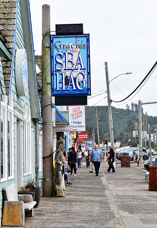Depoe Bay, OR 44*81'N 124*06'W