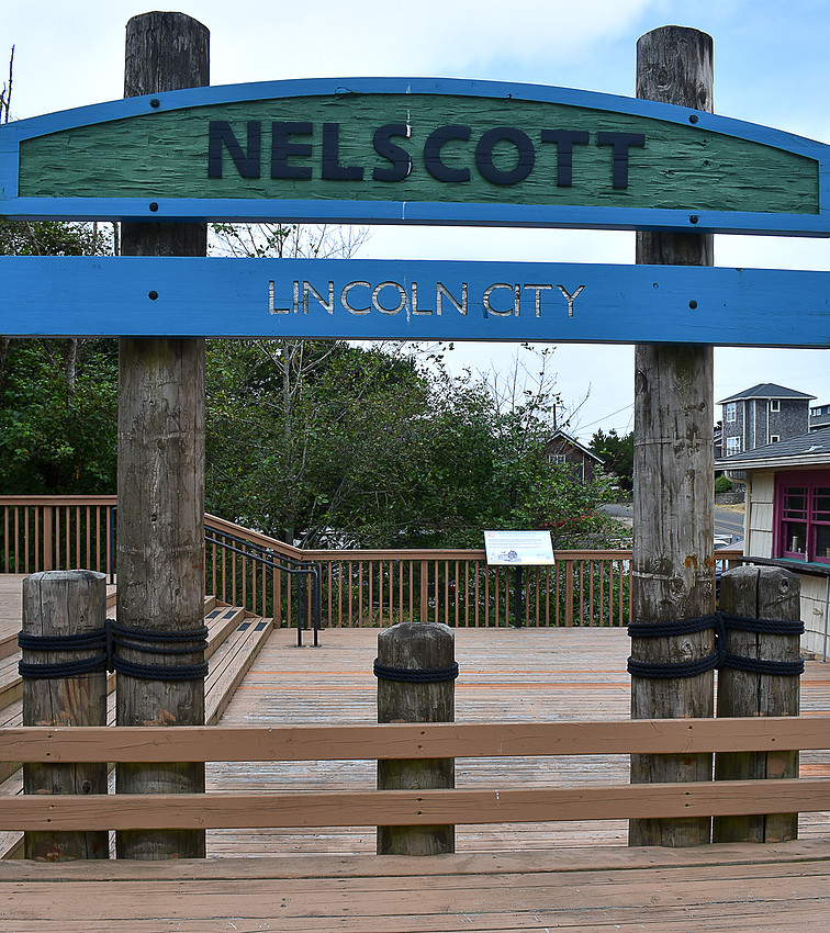 Nelscott District Lincoln City, OR 44*92'N 124*02'W