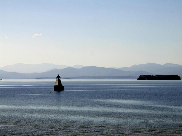 Lake Champlain Burlington, VT 44*28'N 73*12'W