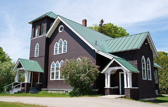 House Used In Hitchcock's "The Trouble With Harry" Craftsbury, VT 44*04'N 72*22'W