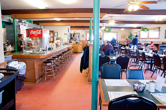 Crossroads Country Cafe