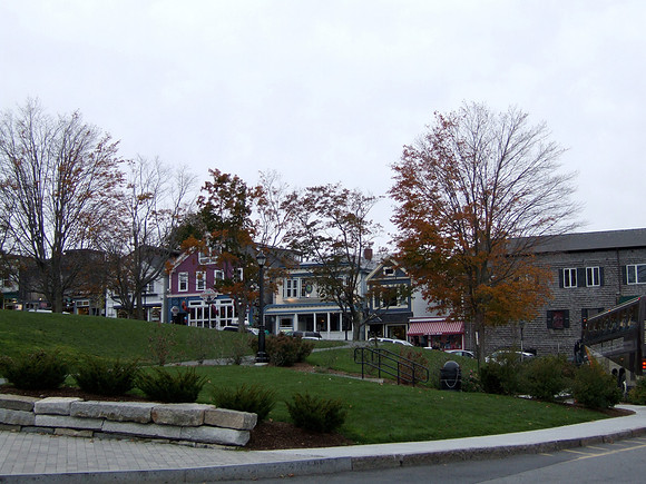 Bar Harbor, ME 44*39'N 68*20'W